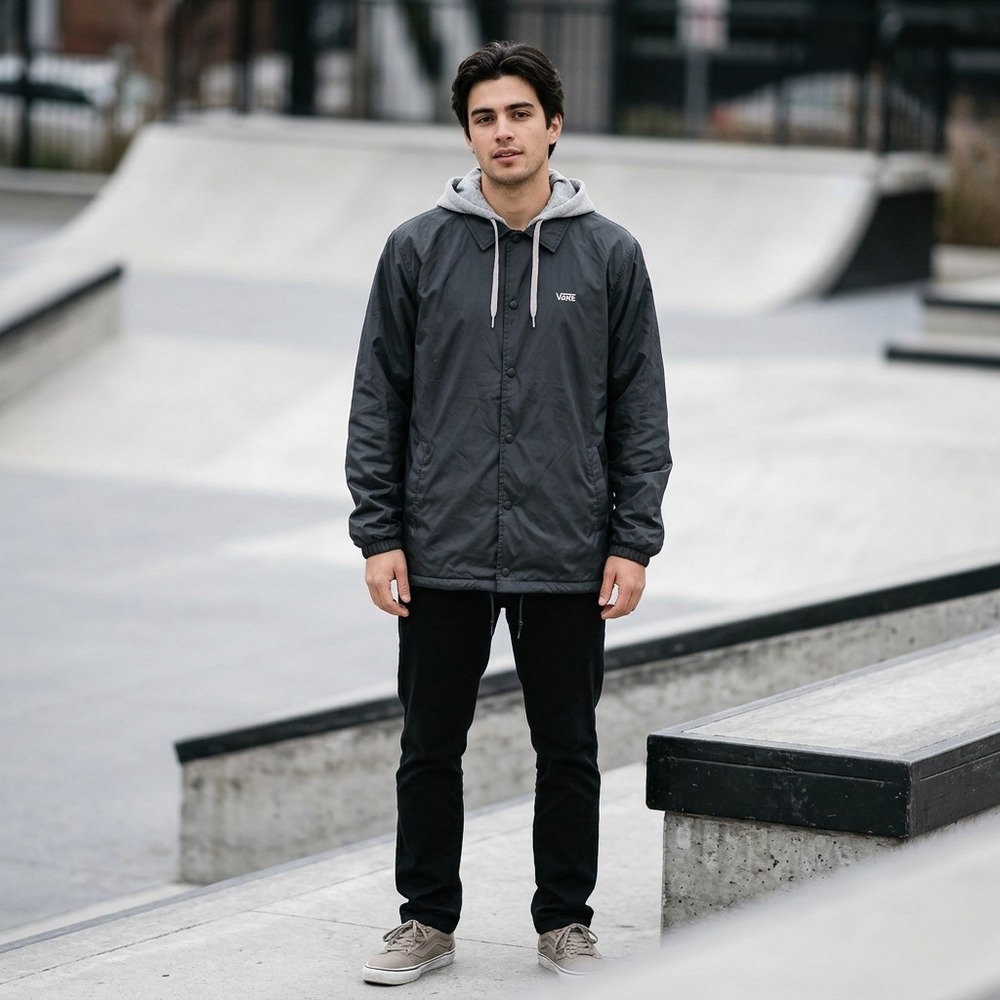 Vans Riley Hooded Jacket Black Nylon Coaches Windbreaker Snap Front Skater XL